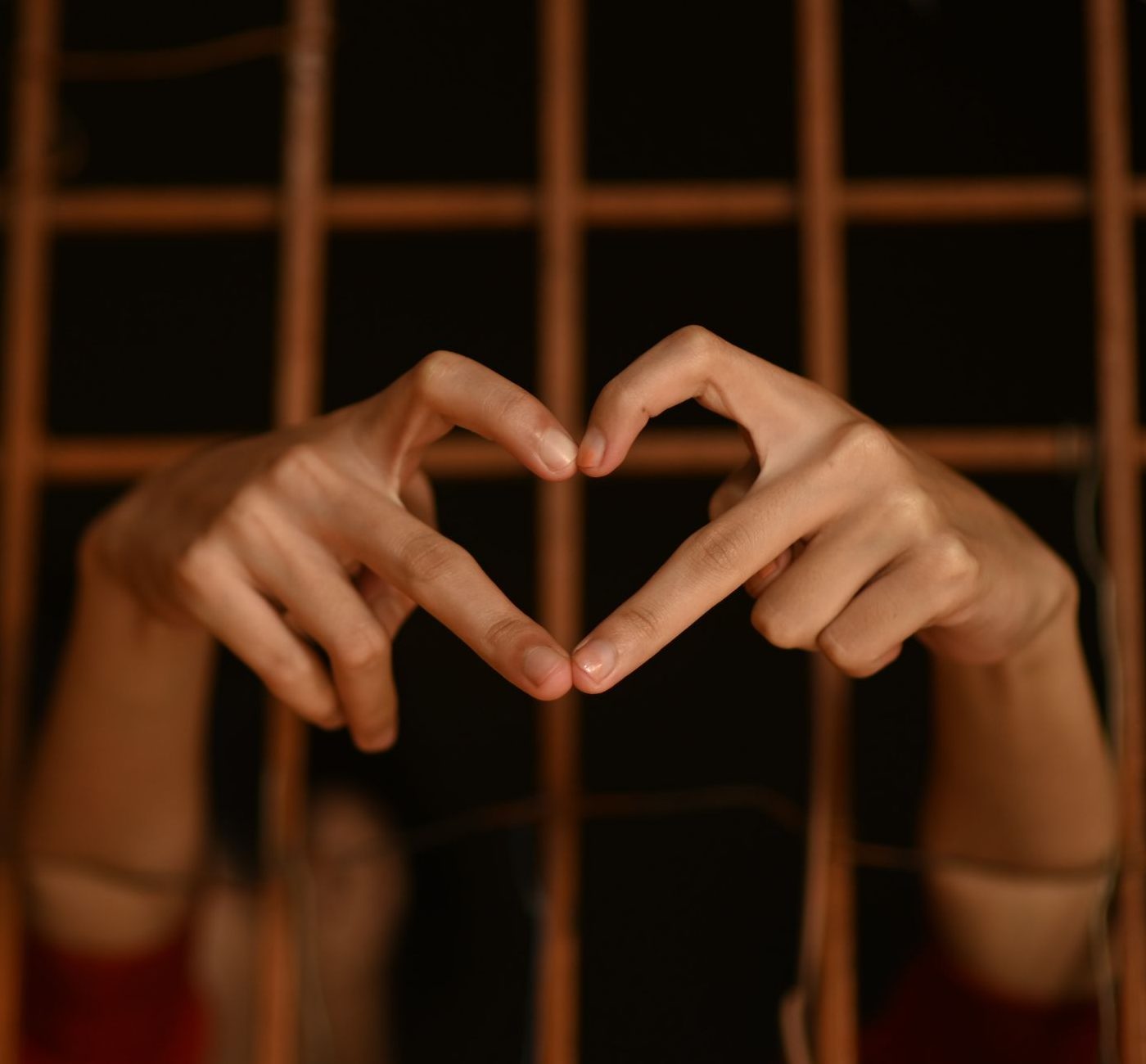 Retrouver l’élan du couple : quand la réussite professionnelle sature l’intimité !